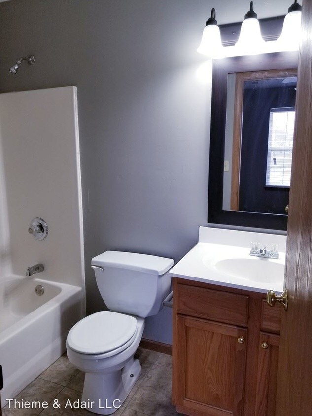 Building Photo - 3 br, 2 bath House - 621 Harrison