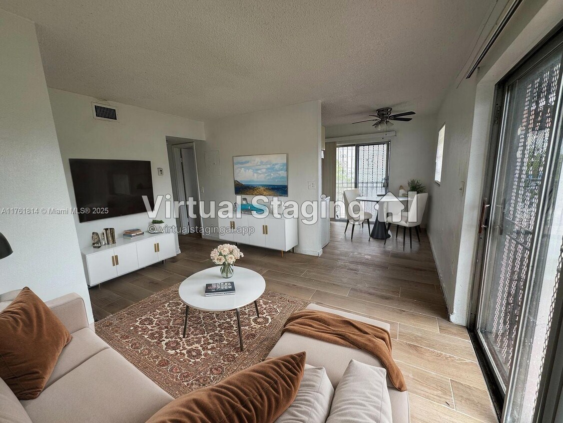 Foto principal - 1126 SW 3rd St