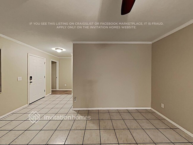 Building Photo - 102 Valley Cir