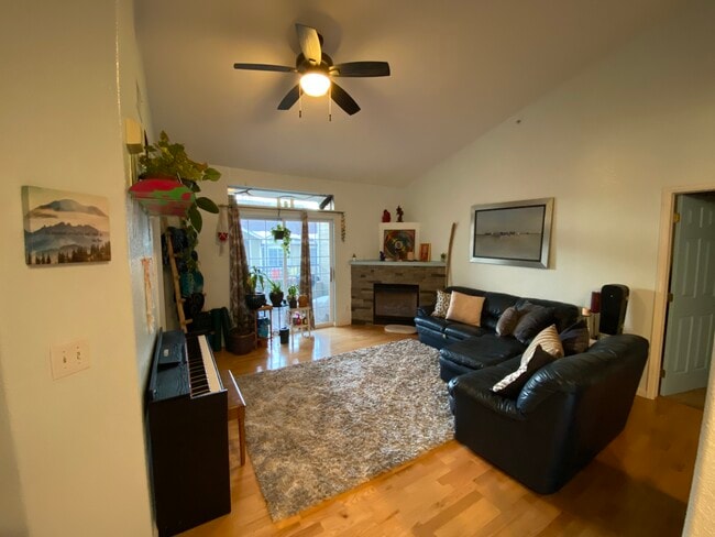 Foto del edificio - 8400 S Upham Way