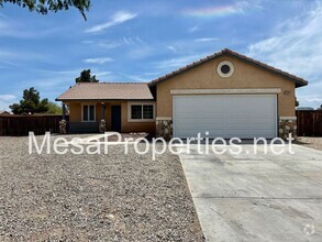 Building Photo - 15307 Ross Dr