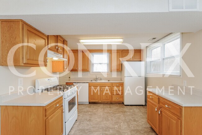 Foto del edificio - Beautiful 3 Bedroom split entry in Raytown!