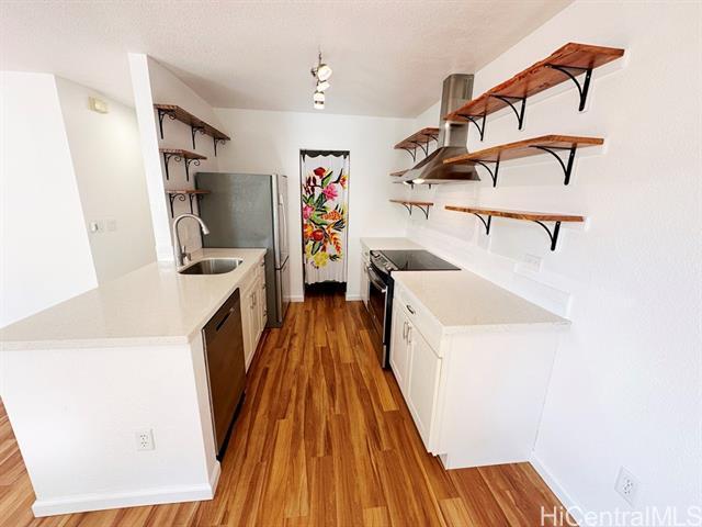 Building Photo - 94-624-624 Lumiaina St