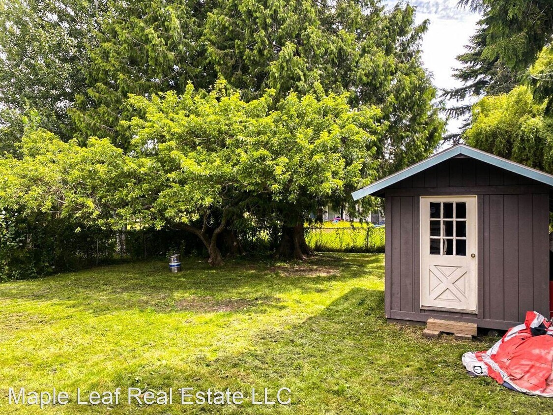 Foto principal - 3 br, 1.5 bath House - 9532 1st Ave NW