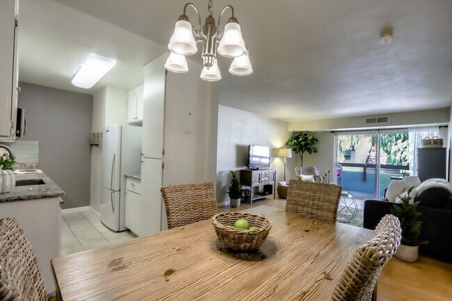 Building Photo - 309 Tradewinds Dr
