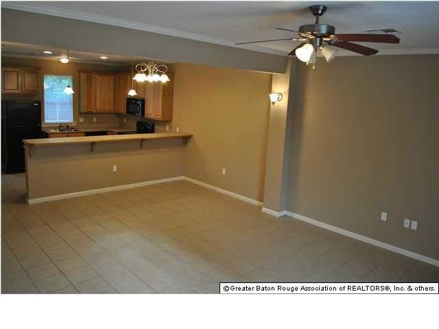 Building Photo - 2405 Brightside Dr