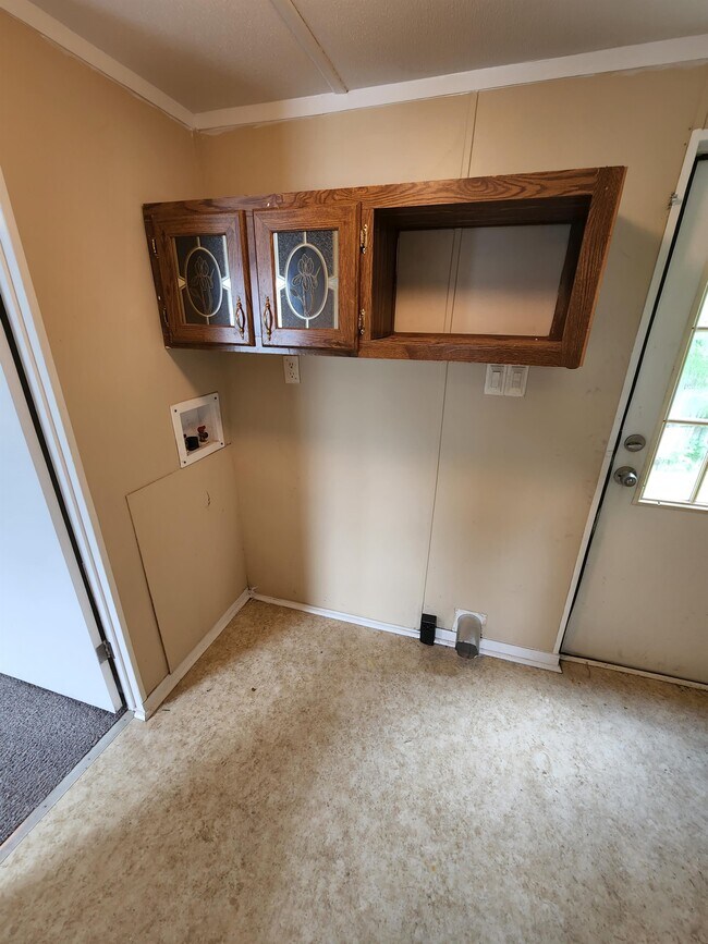 Foto del edificio - 9500 Hausmond Way