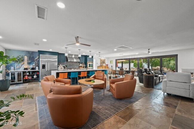 Building Photo - 3501 E Cannon Dr