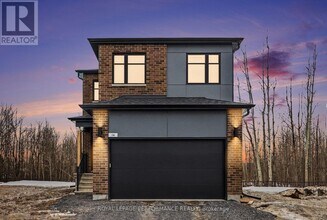 Building Photo - 14 Academie St