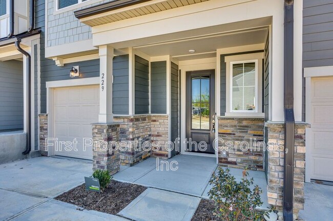 Foto del edificio - 229 Brooks Springs Drive
