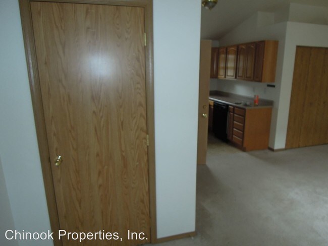 Building Photo - 2 br, 1 bath House - 673 Hanover St