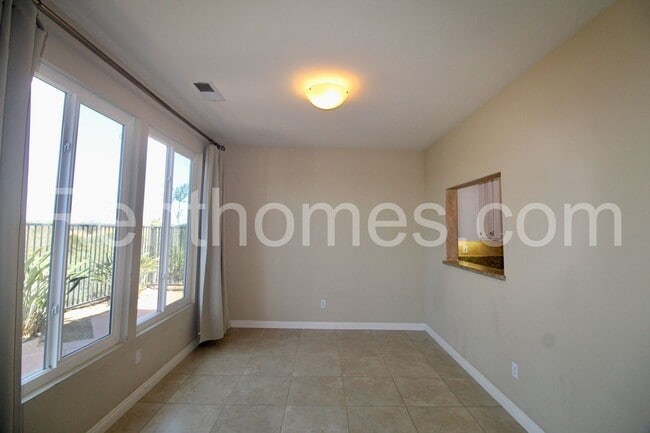 Building Photo - 11162 Caminito Rodar