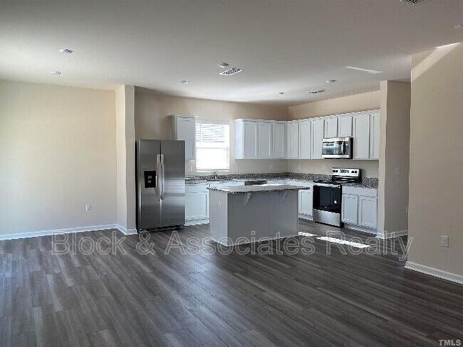 Building Photo - 1448 Heron Pond St