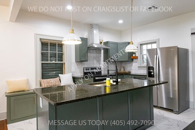 Foto del edificio - 1016 NE 18th St