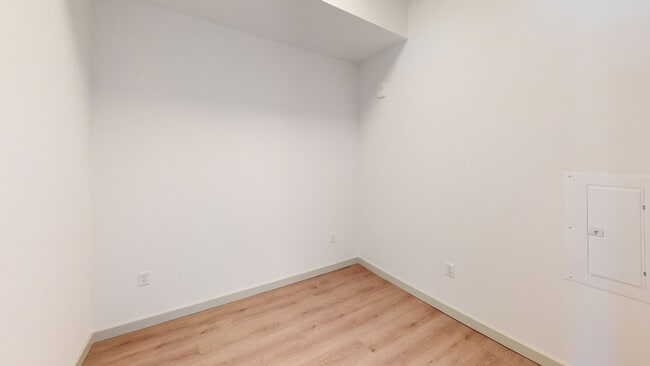 Interior Photo - 101 N Meridian