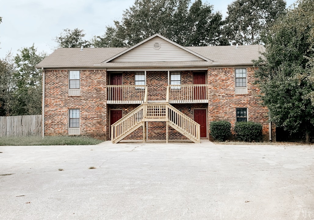 Primary Photo - 1809 Windover Pl SW