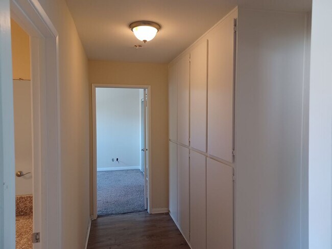 Foto del edificio - 1920 Peyton Ave