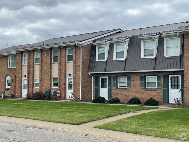 Building Photo - 132 Highland Hills Dr