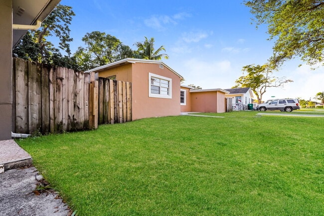 Foto del edificio - 6054 SW 19th St