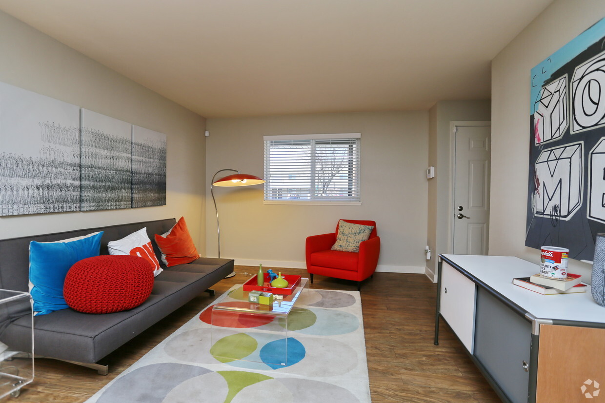 Foto principal - Greenpointe Townhomes