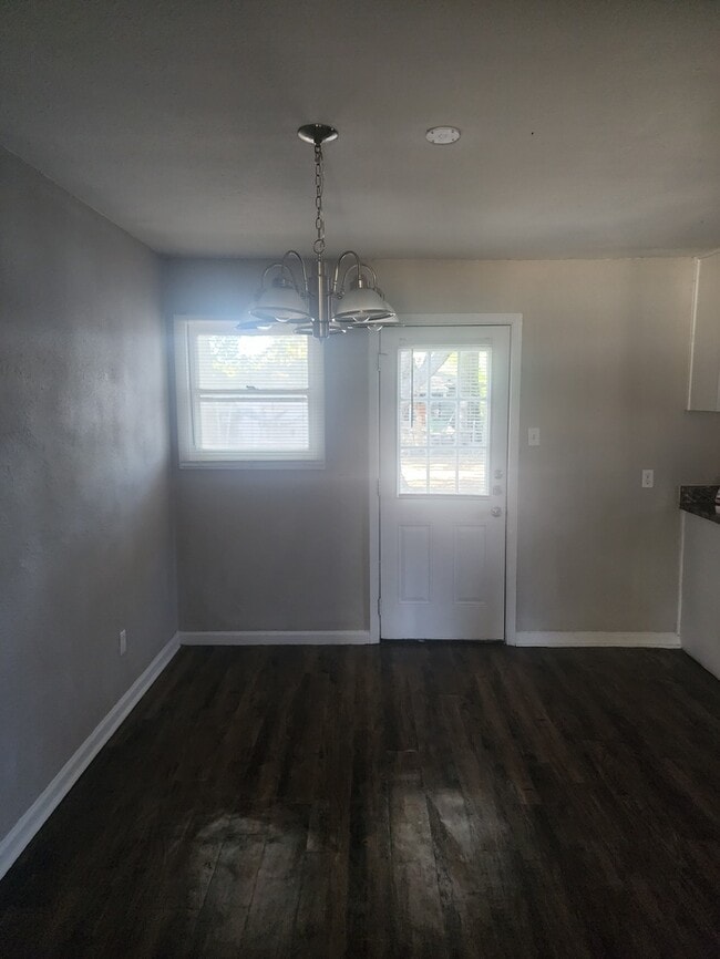 Foto del edificio - 512 S Judd St