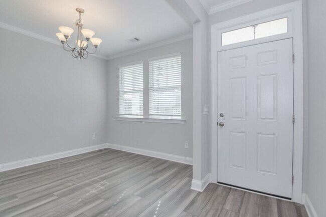 Foto del edificio - 3 Bedroom 2 Bathroom Ranch