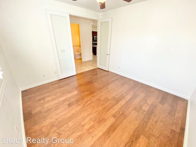 Building Photo - 3 br, 2.5 bath House - 1980 Galleria Spada...