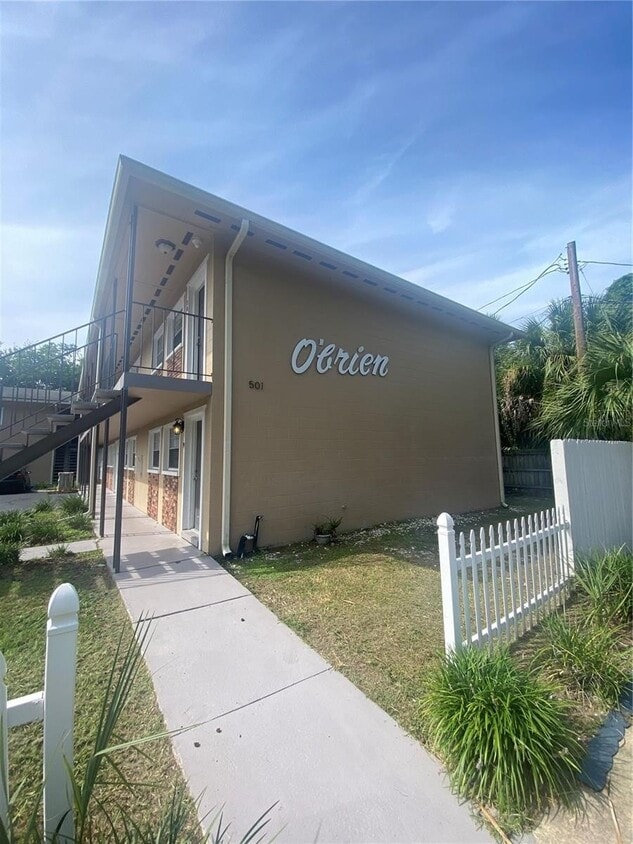 O'Brien condominium - 501 NW 15th Ave
