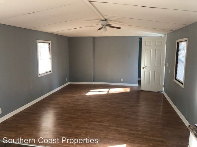 Building Photo - 2 br, 2 bath House - 87 Thompson Road