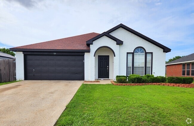 Building Photo - 720 Mackenzie Dr