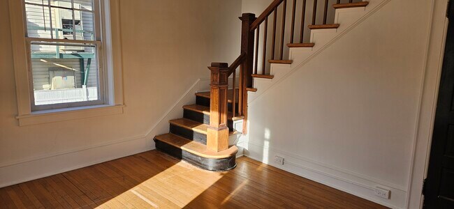 Foto del edificio - 506 E Liberty St