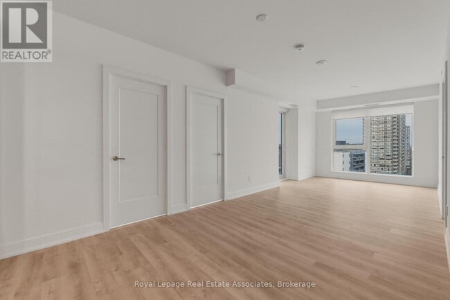 Building Photo - 25 Cordova Ave