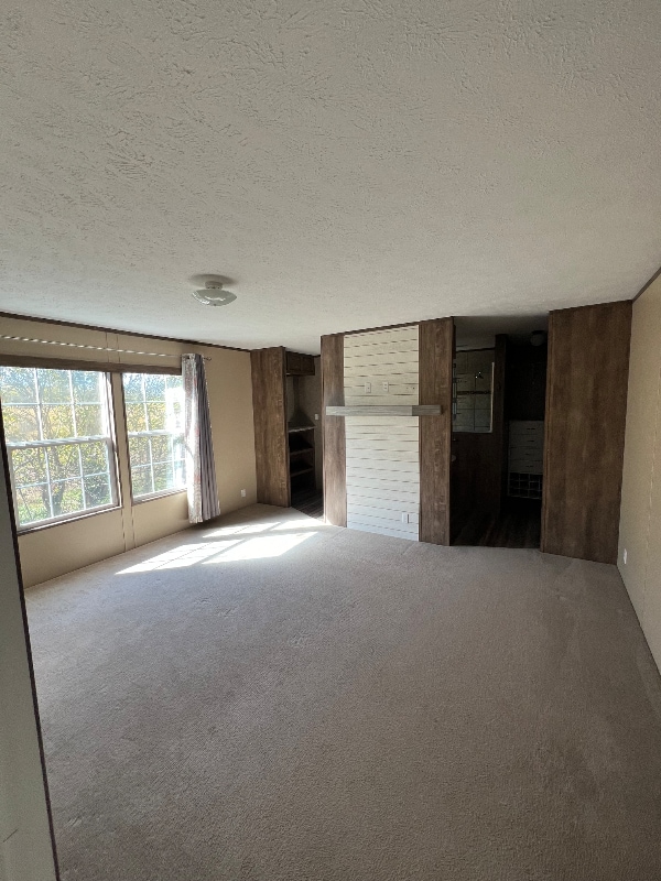 Building Photo - 4971 Old Boonesboro Rd