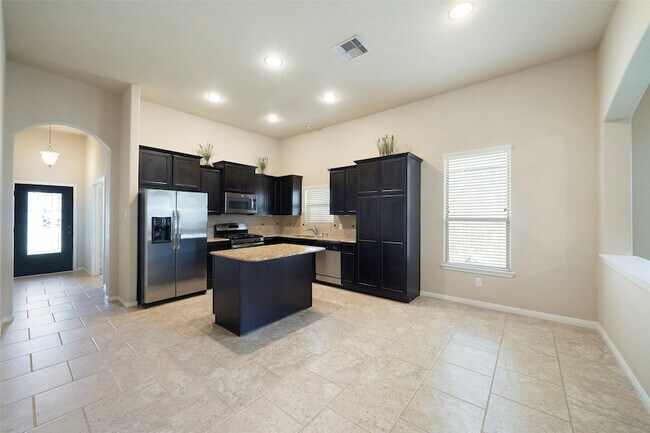 Building Photo - 13206 Clover Creek Point Ln