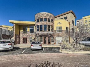 Building Photo - 9019 E Panorama Cir
