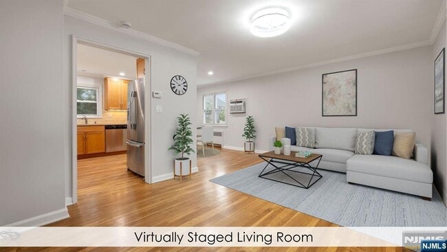 Building Photo - 464 Dorchester Rd