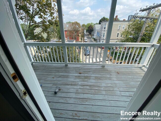 Foto del edificio - 350 Allston St