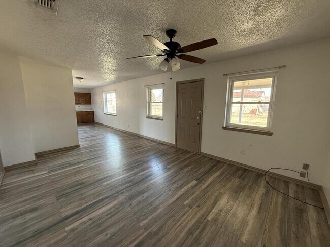 Building Photo - 1010 Jackie Jo Ln