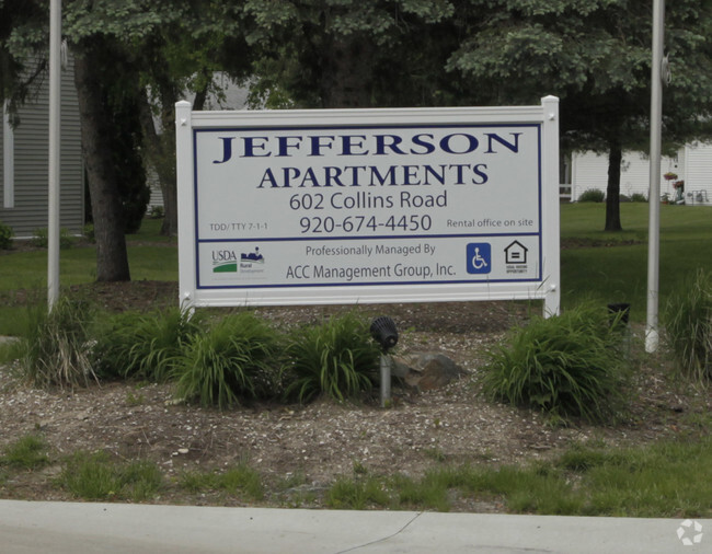 Foto del edificio - Jefferson Oaks West