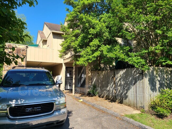 Building Photo - 2291 Foxmoor Ln