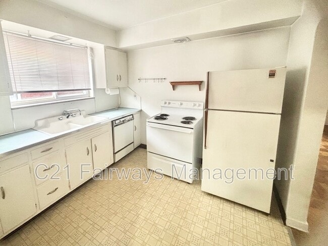 Foto del edificio - 306.5 Lenox Ave