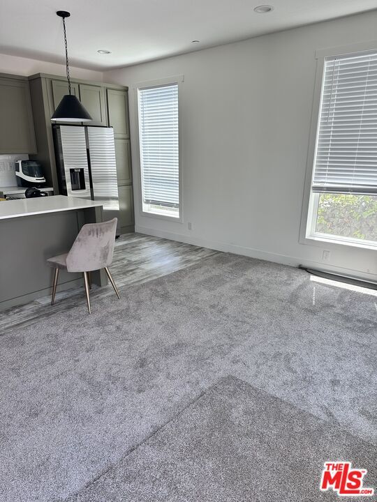 Foto del edificio - 1924 N Marengo Ave