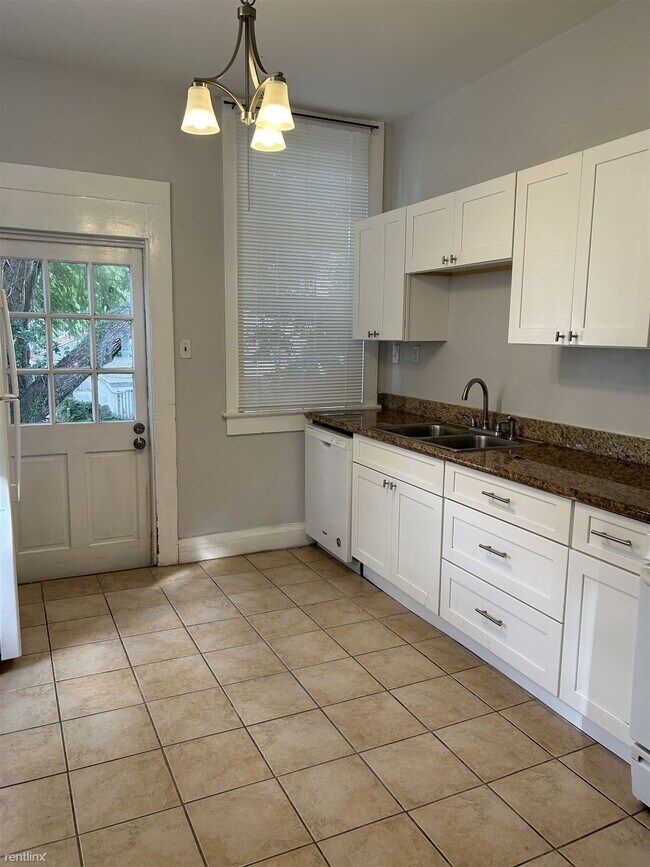 Building Photo - 1 br, 1 bath 4plex - 4012A Orleans Ave Mid...