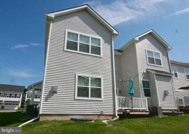Foto del edificio - 144 Knock Hill Dr