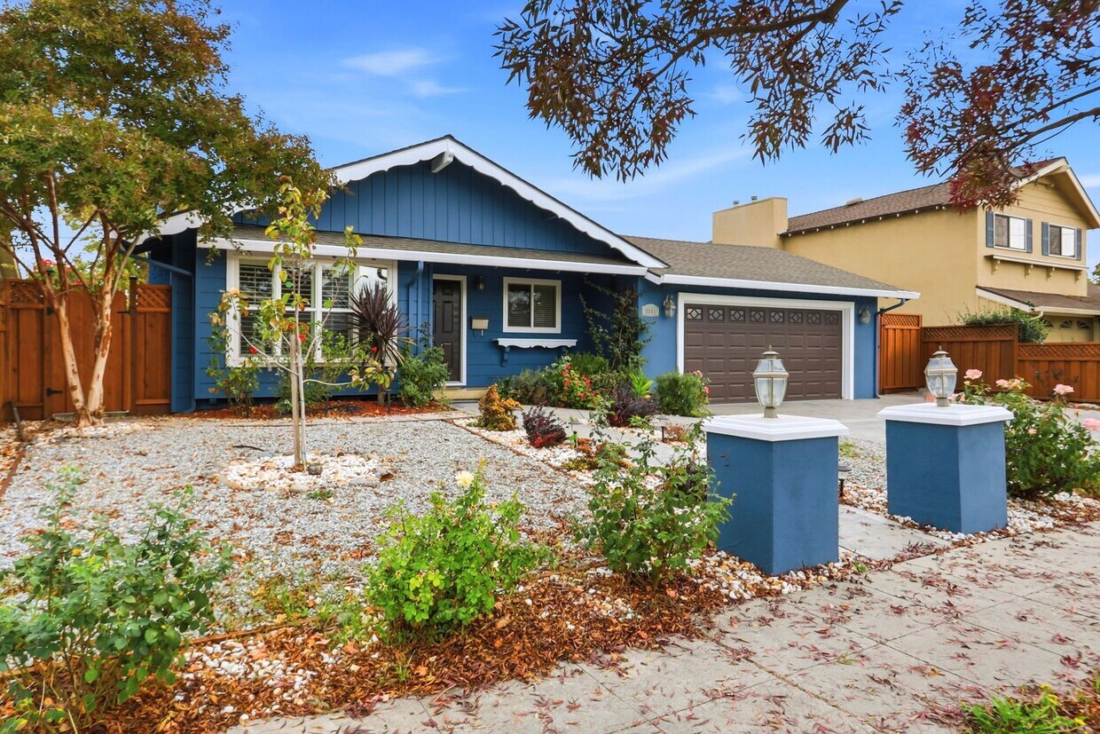 Foto principal - Beautiful Remodeled 3-Bedroom 2-Bathroom S...