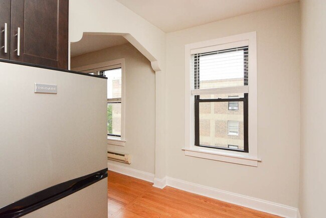 Foto del edificio - 612 W Patterson Ave