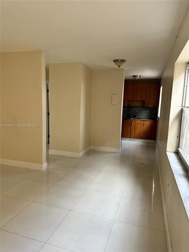 Foto del edificio - 1640 SW 1st St