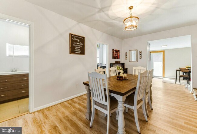 Foto del edificio - 1013 Delsea Dr