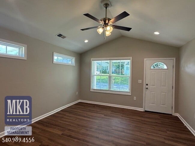 Building Photo - New Construction Home!