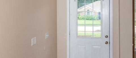 Building Photo - 1282 Summit Oaks Dr E